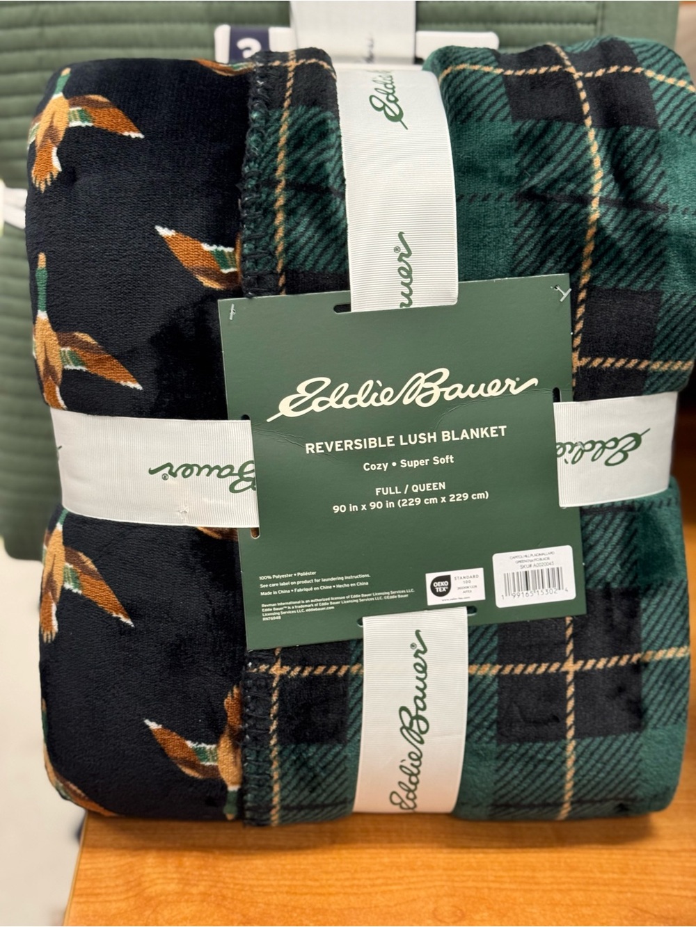 Eddie Bauer Reversible Lush Blanket in Green, Black, Brown